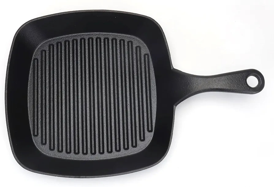 Danny Home square cast iron grill pan with premium wooden base for professional food presentation.